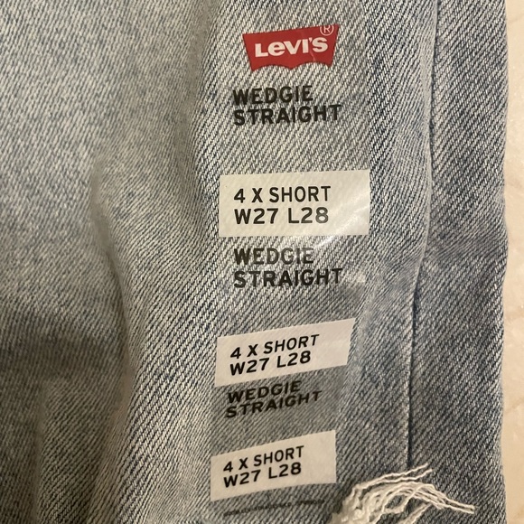 Levi’s Straight Leg Jeans - Picture 5 of 6